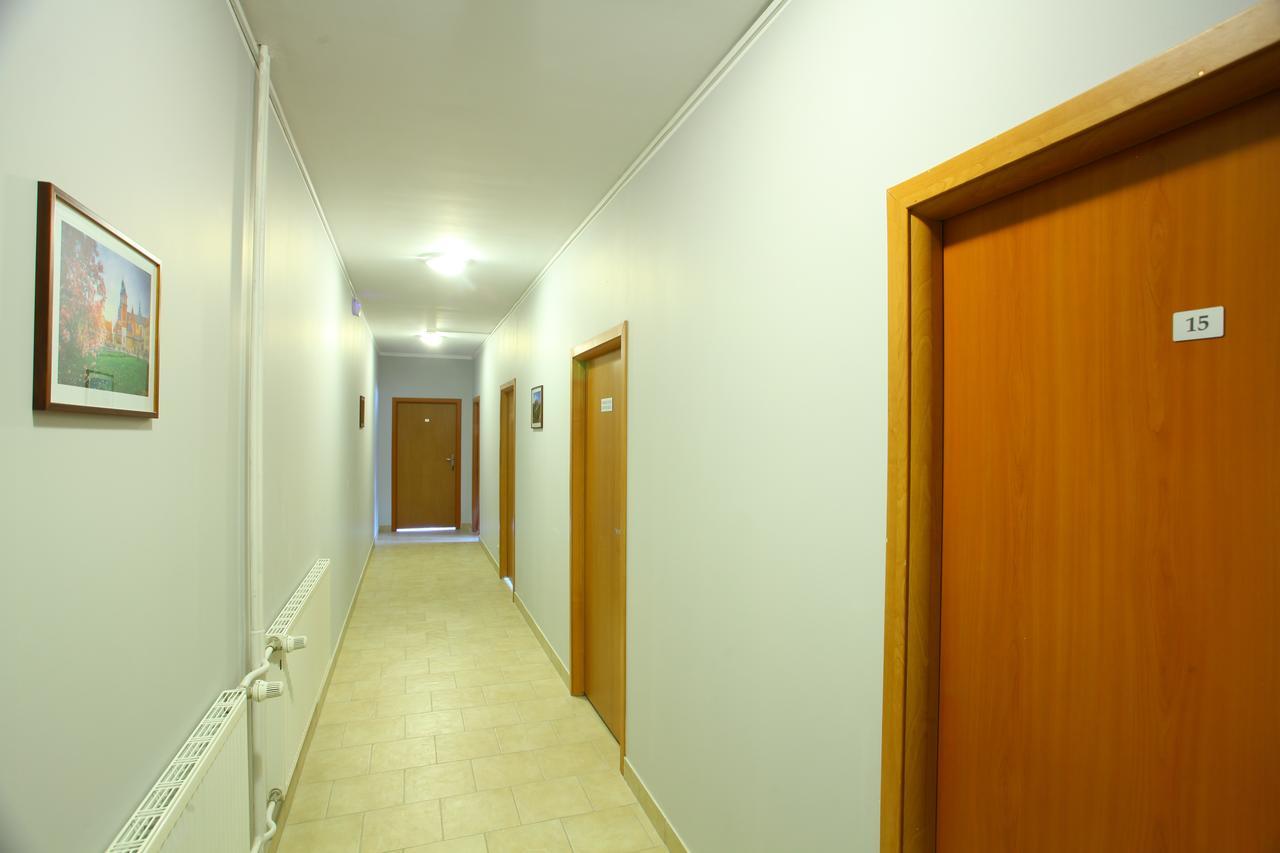 Hostel Bazar Краков Экстерьер фото