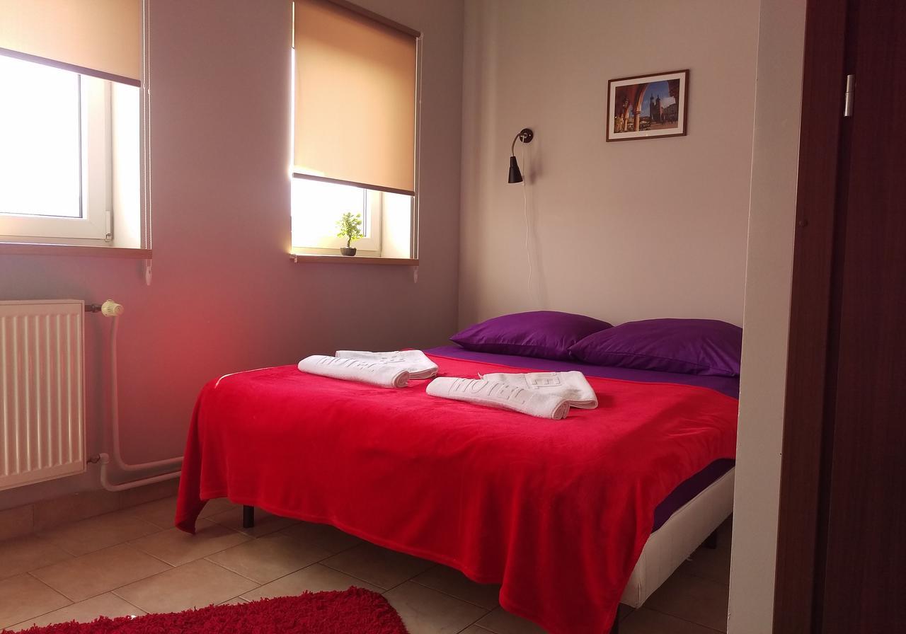 Hostel Bazar Краков Экстерьер фото