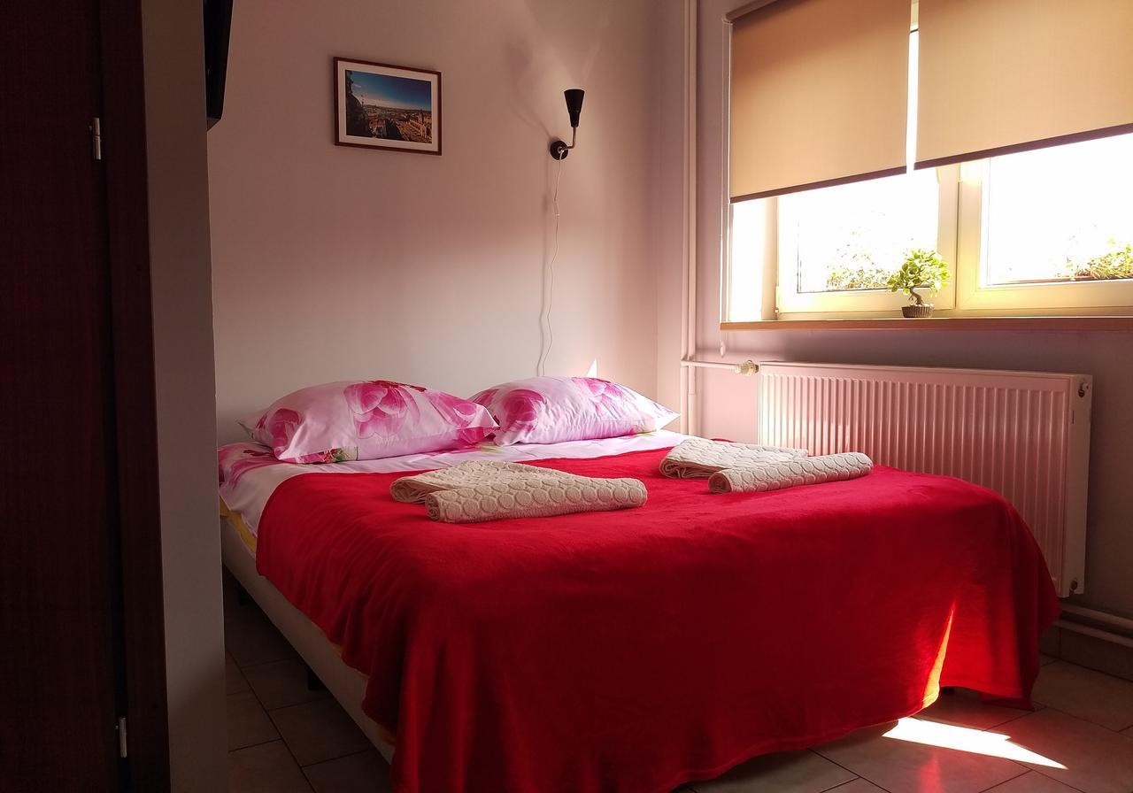 Hostel Bazar Краков Экстерьер фото