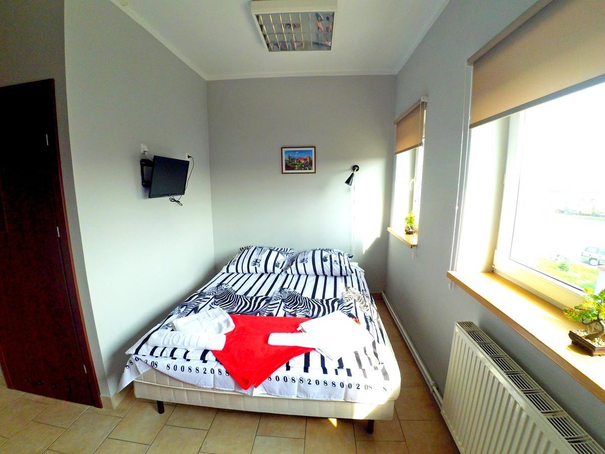 Hostel Bazar Краков Экстерьер фото