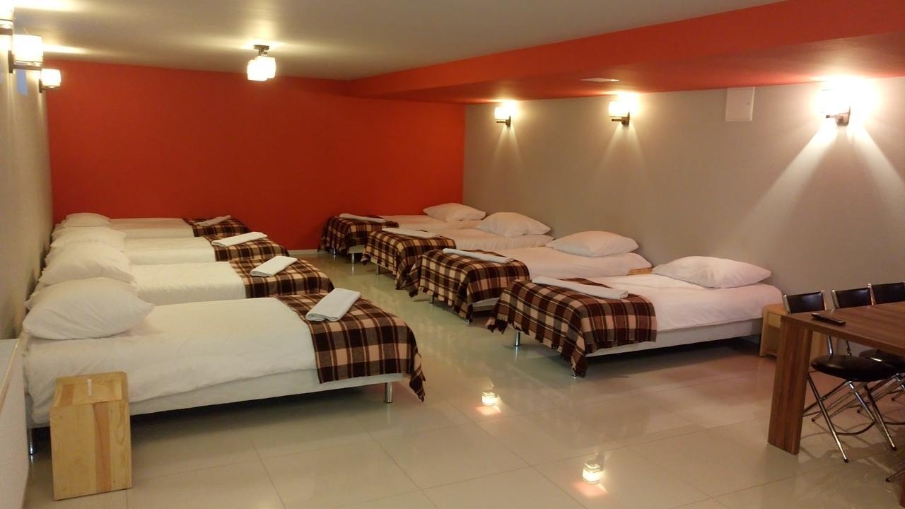 Hostel Bazar Краков Экстерьер фото
